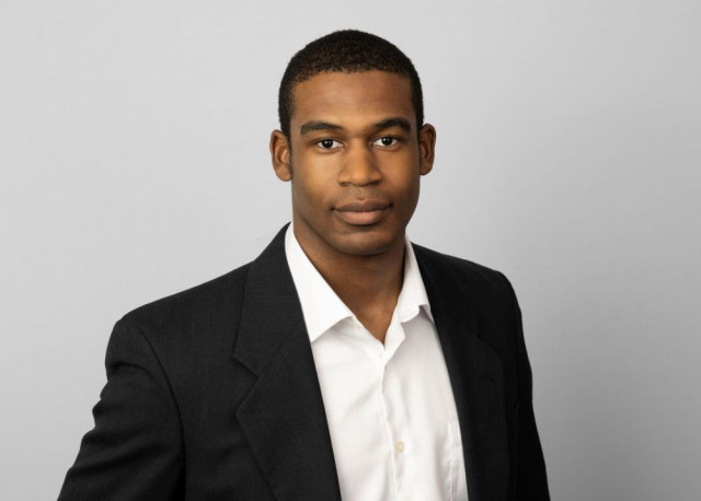 Headshot of Jabari Washington